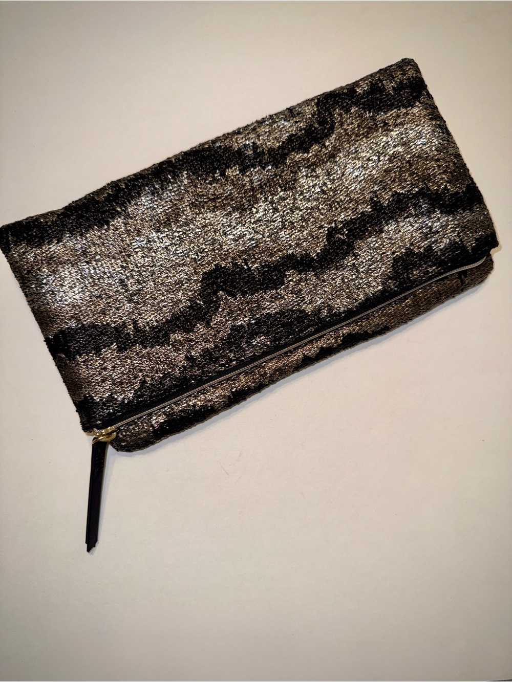 Metallic Silver and Black Leopard Print Fold-Over Clutch Purse NWOT Stella & Dot